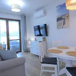 Nautikka Park By Holiapart شقة كرينيتا مورسكا