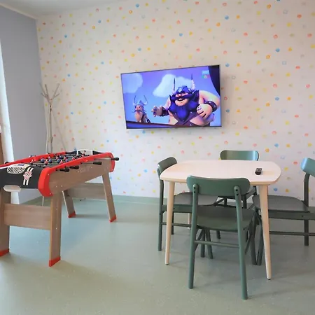 Holiapart In Nautikka Park - Hala Garazowa, Kids Club, Plac Zabaw, Sala Fitness * קריניצה מורסקה