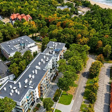 Nautikka Park By Holiapart Apartmán